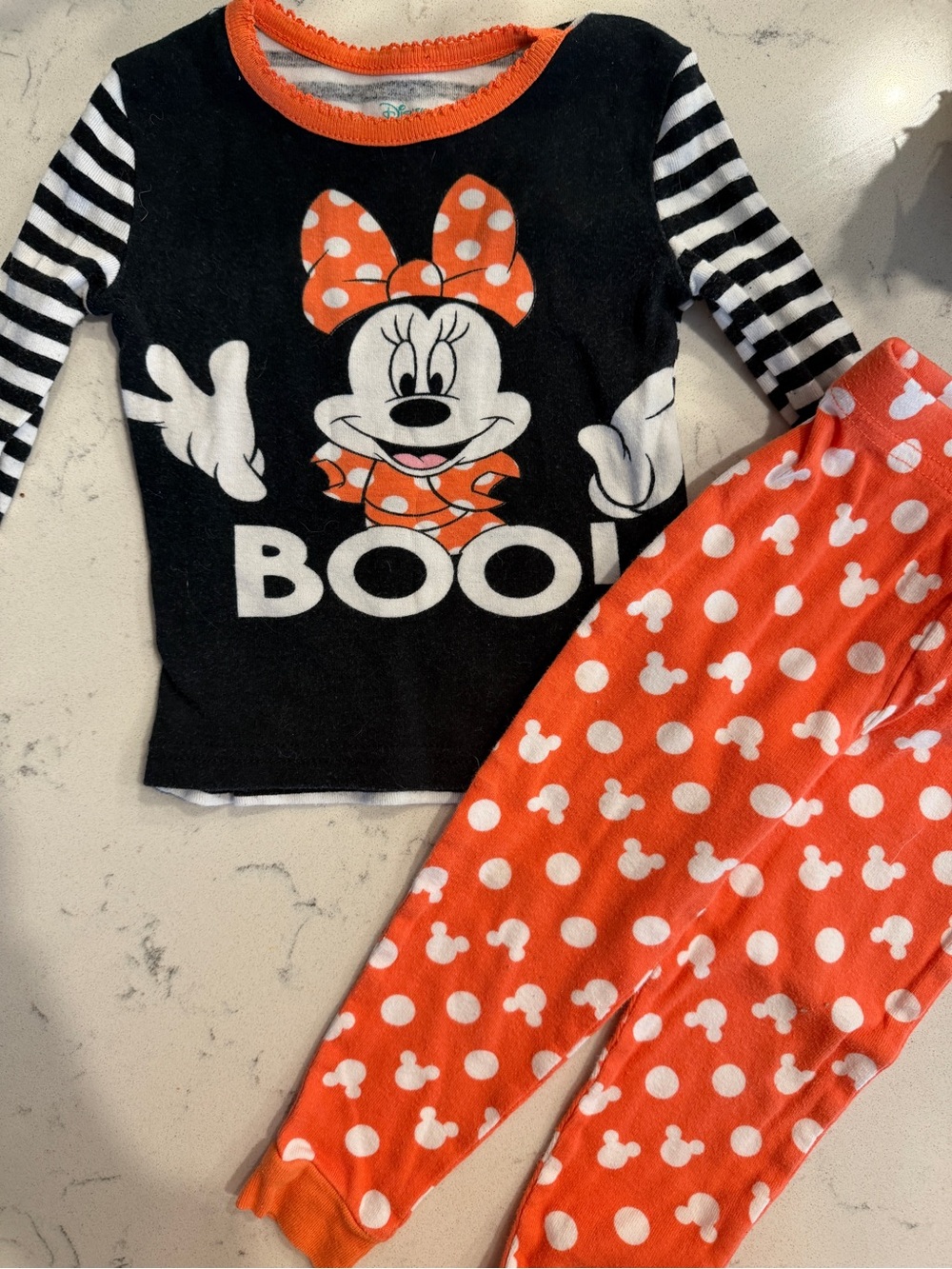 Disney Minnie Black & Orange Minnie 'Boo' Kids / Toddler Pajama Set 24 months